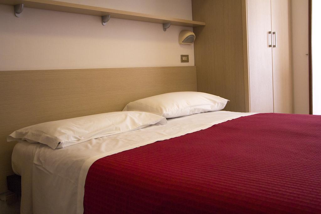 Casa Portofino Rooms&Breakfast Cesenatico Quarto foto
